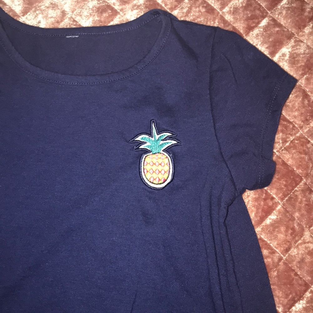 T-shirt - Picture 2 of 2